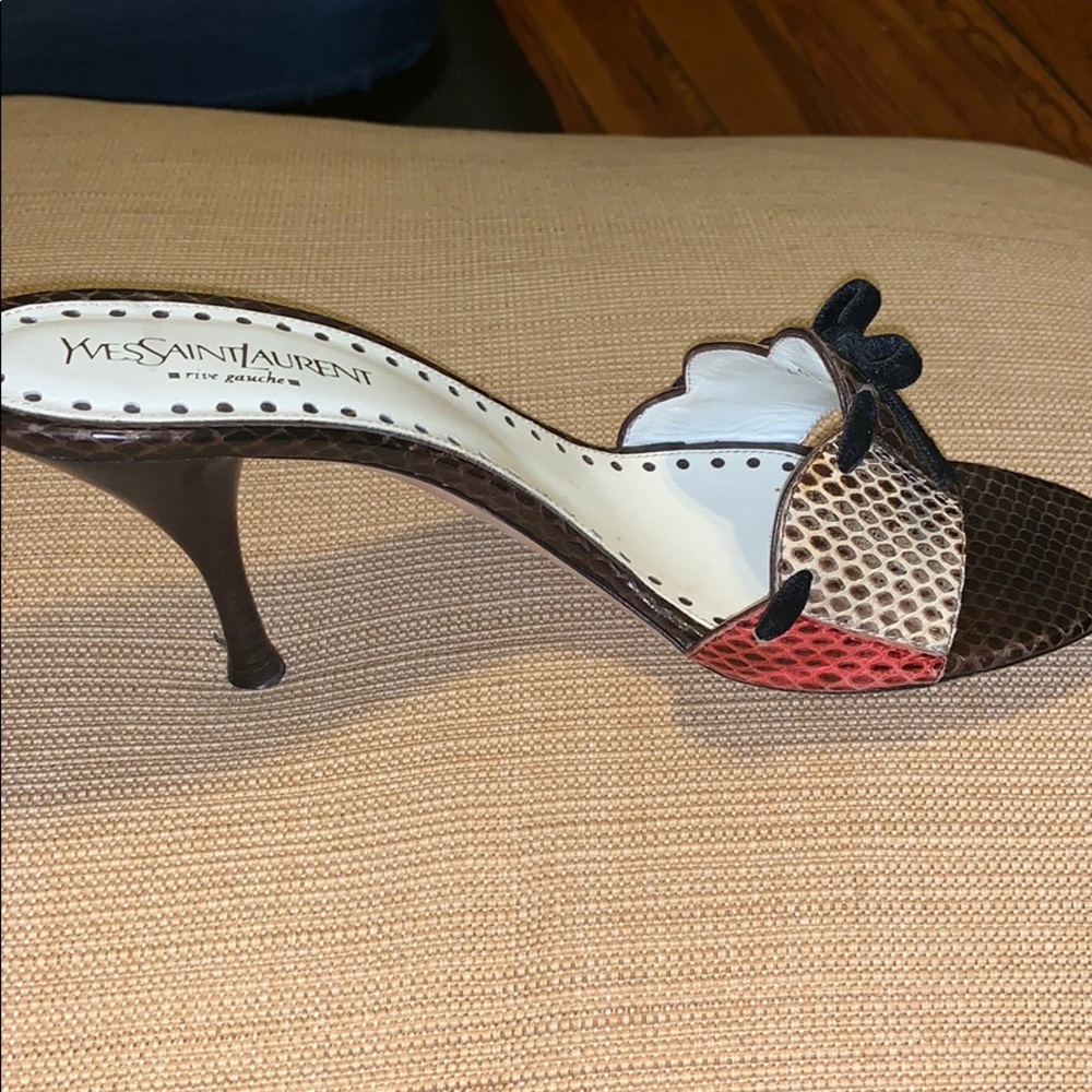 YVESSAINT LAURENT